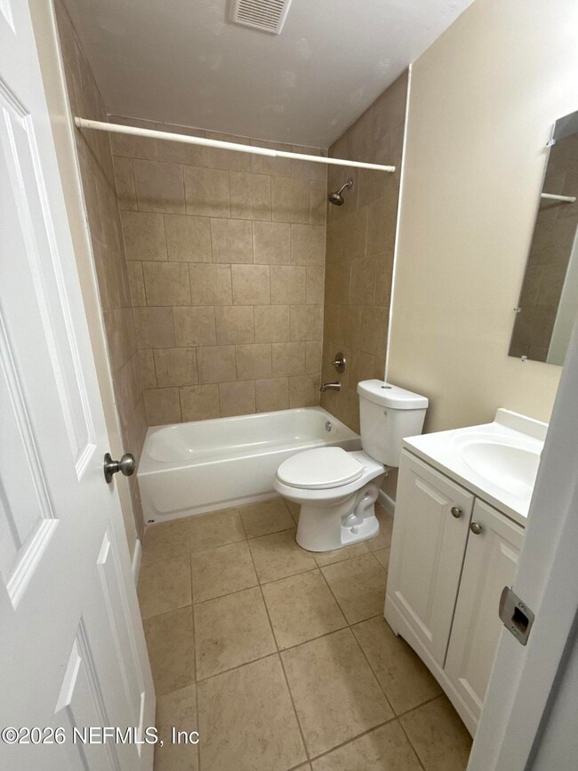 Building Photo - 4692 Portsmouth Ave