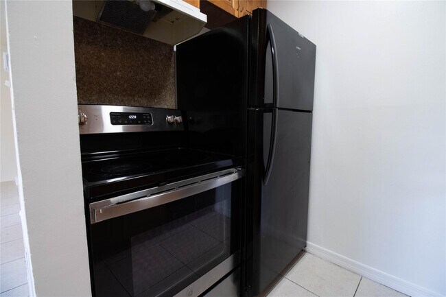 Building Photo - 1727 Liberty St