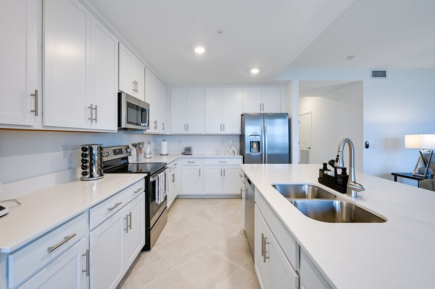 Building Photo - 5709 Melbourne Ct