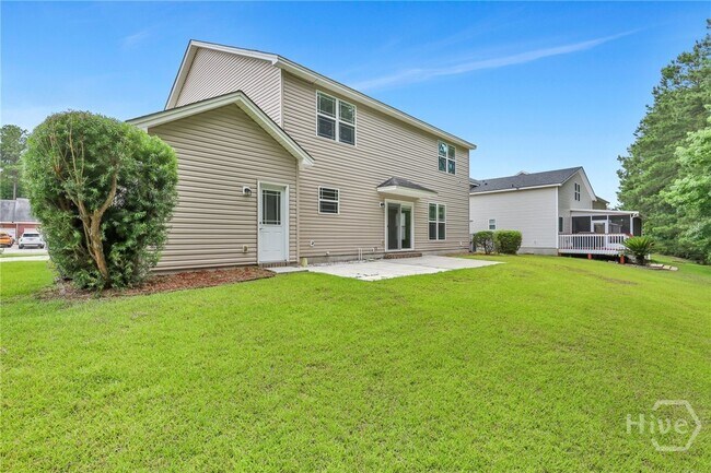 Building Photo - 130 Magnolia Dr