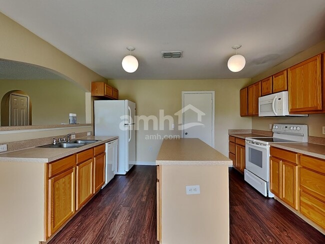 Building Photo - 11331 Ivy Flower Loop