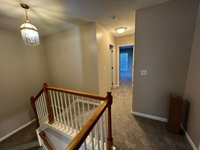 Building Photo - 7706 Astoria Pl