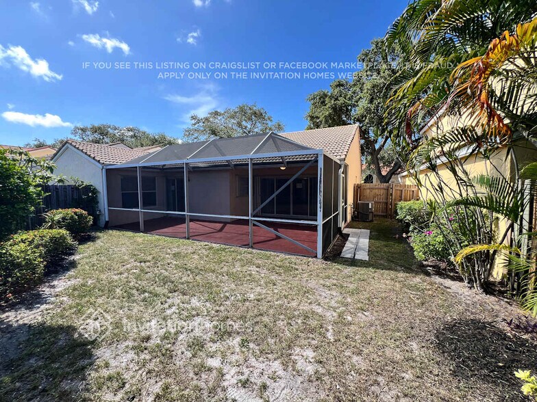 Building Photo - 10113 Oak Bark Ln