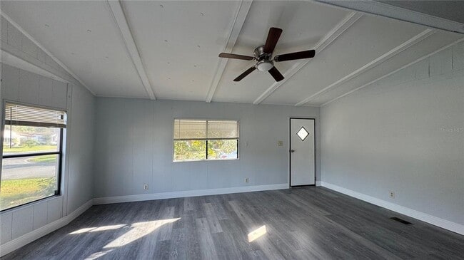 Building Photo - 2310 Lakota Ln