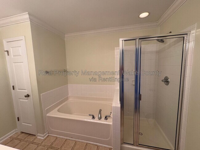 Building Photo - 11701 Coppergate Dr