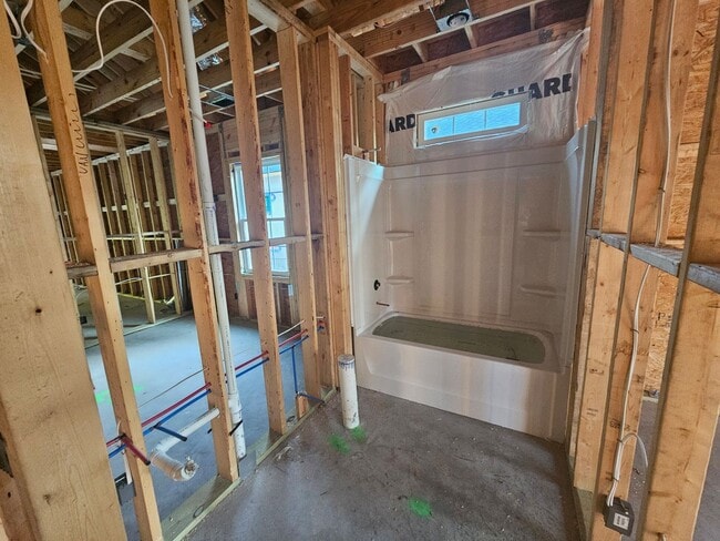 Building Photo - New Home