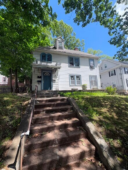 Building Photo - 1599 Ella T Grasso Blvd