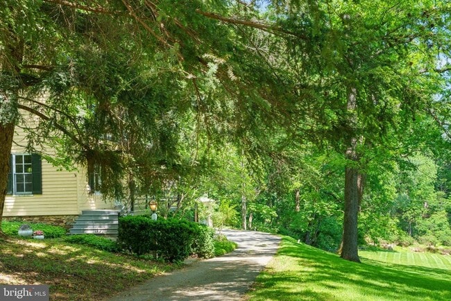 Building Photo - 1118 Greenspring Vly Rd