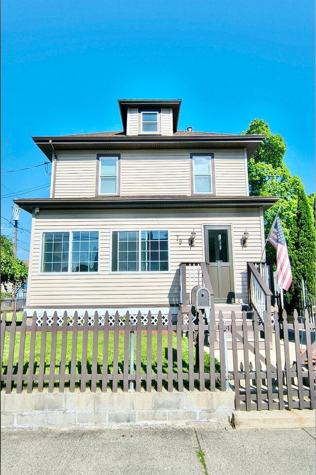 Building Photo - 79 Columbia Ave