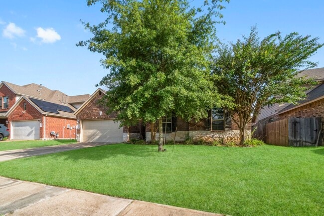 Building Photo - 1535 Heartwood Dr