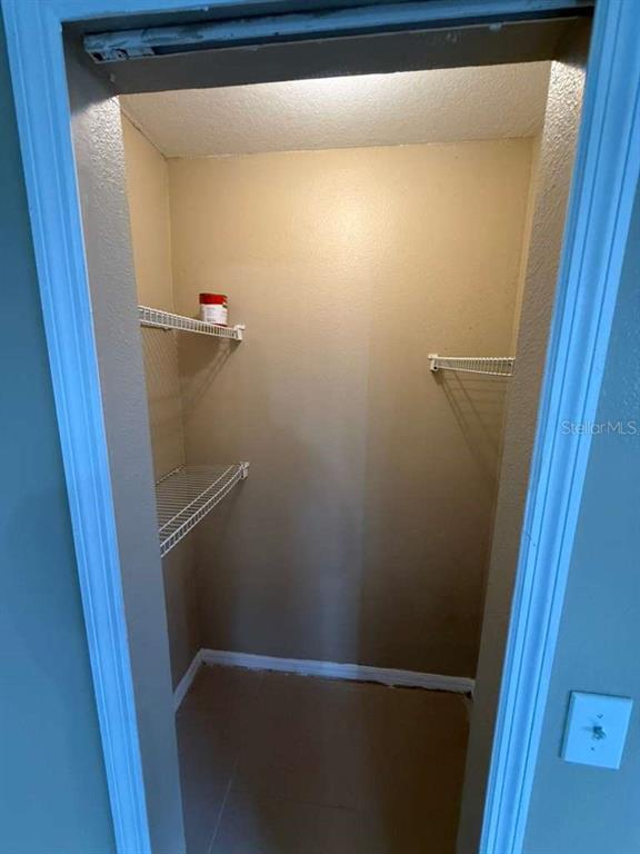 Building Photo - 709 Orchid Dr