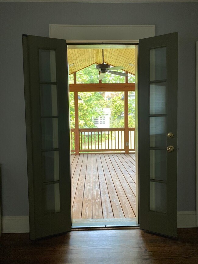 Building Photo - COMING SOON. Sunset Hills 3 bedroom 2 bathroom charming brick bungalow in Greensboro. Lawn care i...