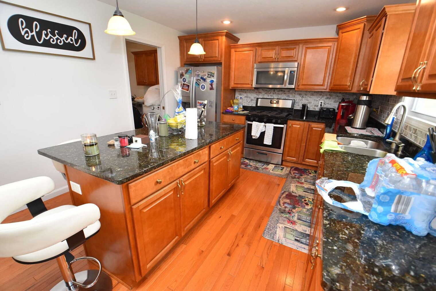 Building Photo - 25910 Rolling Hills Dr