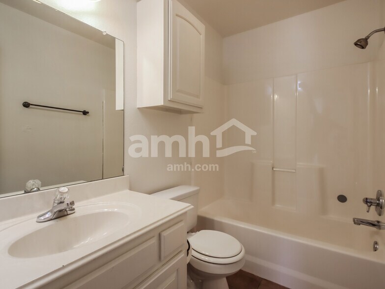 Building Photo - 1706 W 117th St S