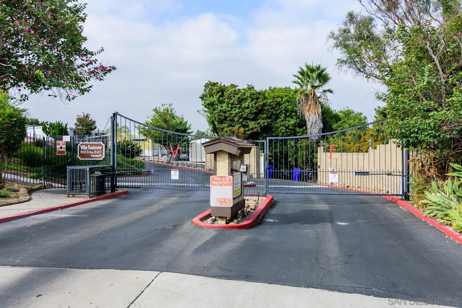 Building Photo - 5125 Fontaine St