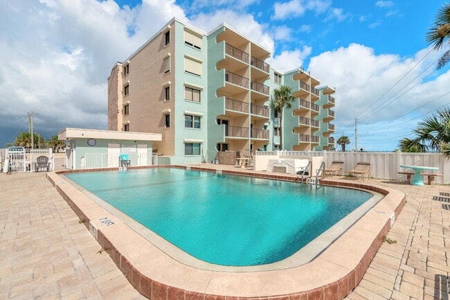 Building Photo - 2222 Ocean Shore Blvd