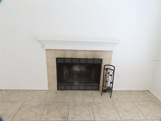 Building Photo - 104 Northlake Dr