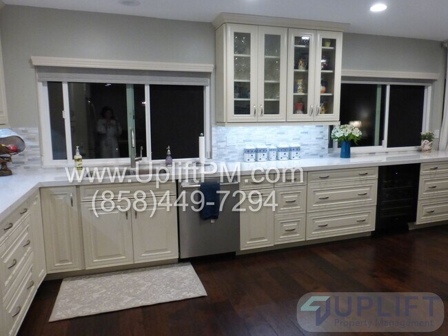 Building Photo - 14333 Sandown Ct