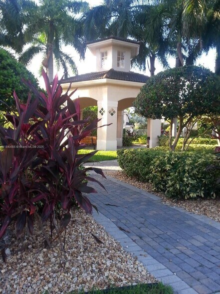 Building Photo - 5630 NW 114th Path