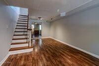 Building Photo - 608 S Milton Ave
