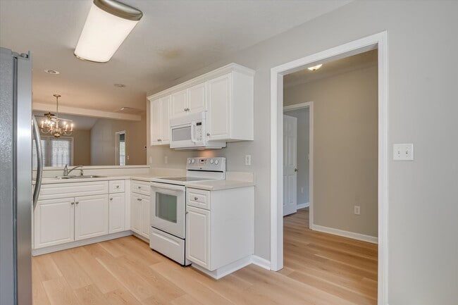 Building Photo - 1206 Bison Way