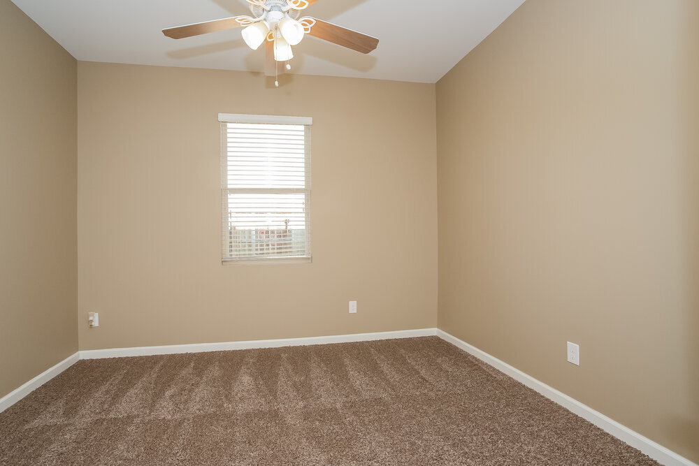 Building Photo - 107 Woodbridge Trl