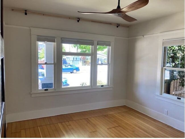Building Photo - UPCOMING-Charming Belmont Heights Bungalow 2 bed/ 1.5 bath