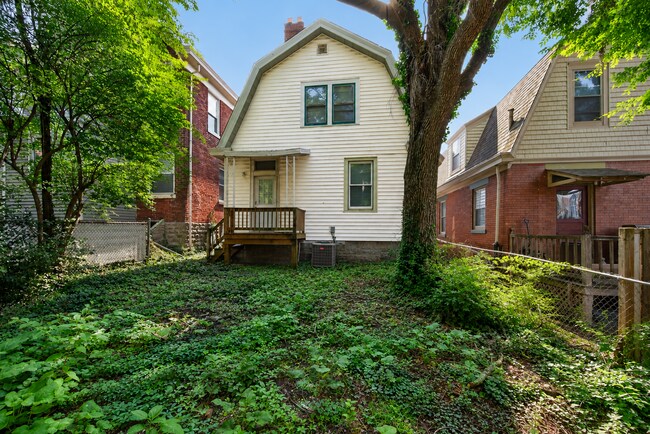 Building Photo - 2315 Moerlein Ave
