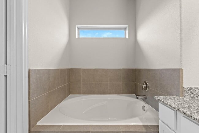 Building Photo - 8427 Baywatch Cir