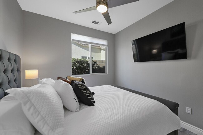 Building Photo - 80741 Desert Spur Dr