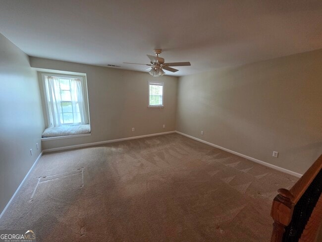 Building Photo - 46 Brookview Dr