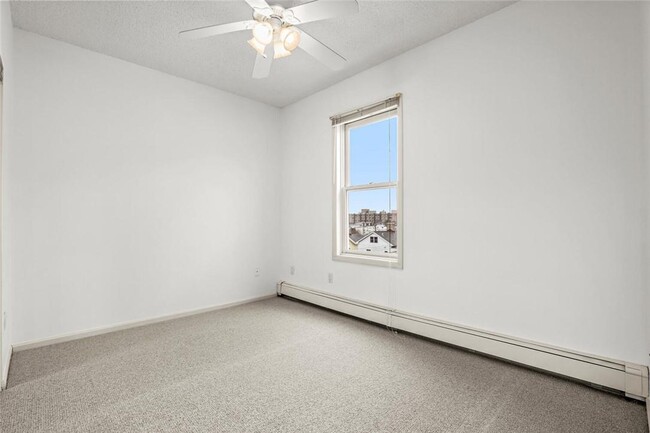 Building Photo - 54 Wildey St