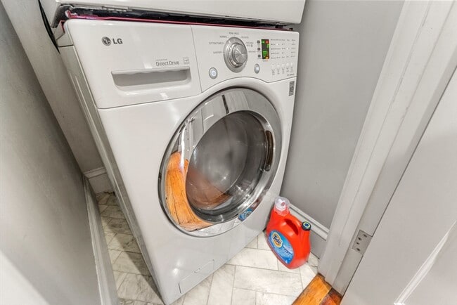 Building Photo - 35 Union Pk