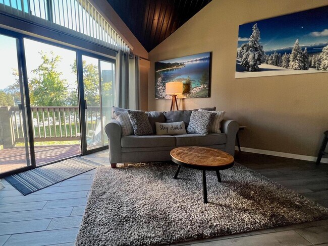 Building Photo - 497 Tahoe Keys Blvd