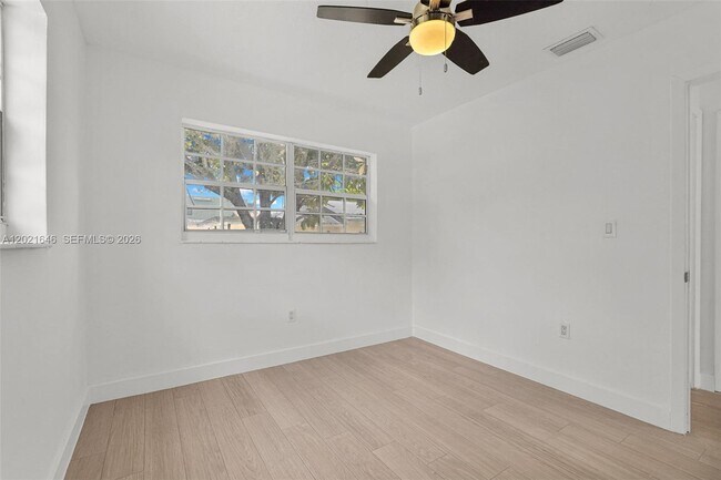 Building Photo - 151 NW 42nd St