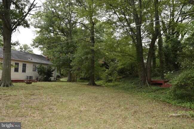 Building Photo - 4500 Franconia Rd