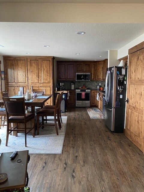 Building Photo - 2959 E Hayden Lake Rd