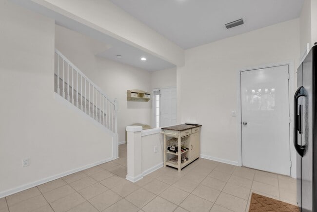 Building Photo - Furnished Townhome with Conservation View in The Bay at Cypress Creek!