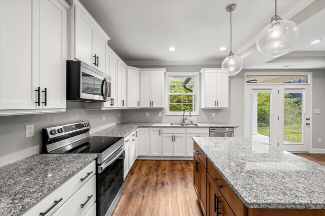 Building Photo - 9846 Foot Path Ln