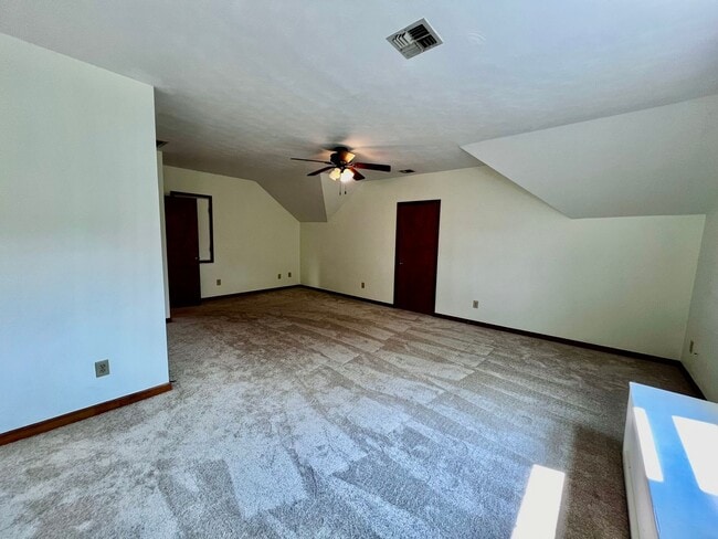 Building Photo - 4 bedroom ranch in the desirable Bellamy W...