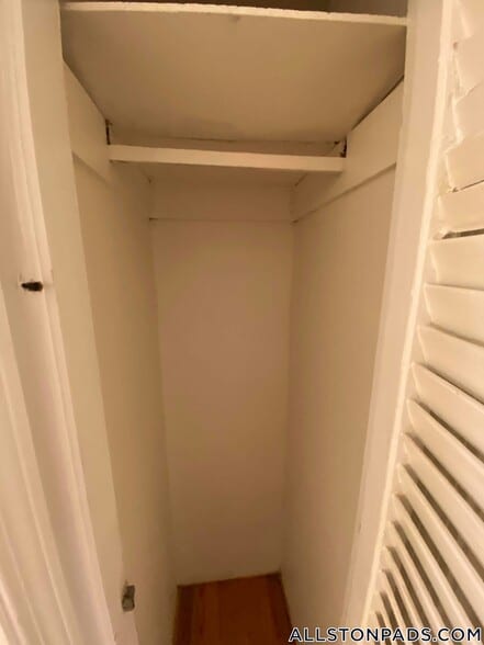 Building Photo - 6 Webley St