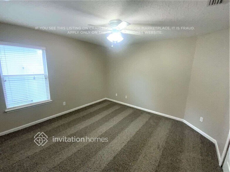 Building Photo - 3675 Blue Wing Ct