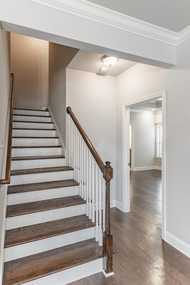 Building Photo - 30 Cypress Grove Ln SW