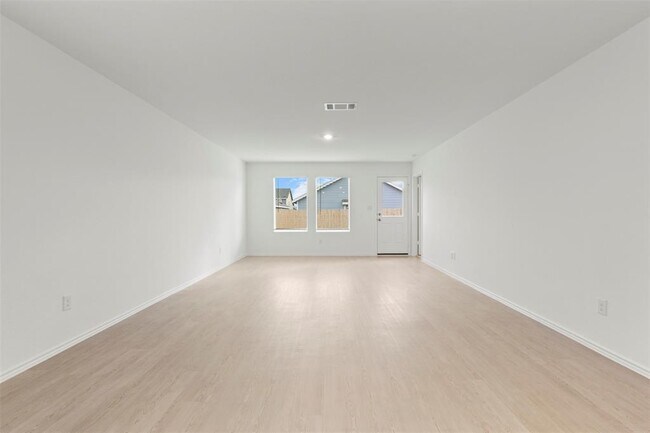 Building Photo - 124 Ghost Stories Wy