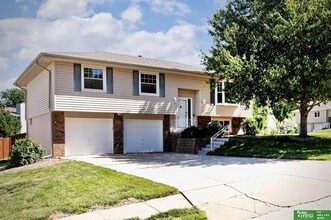Building Photo - 10734 Borman Cir