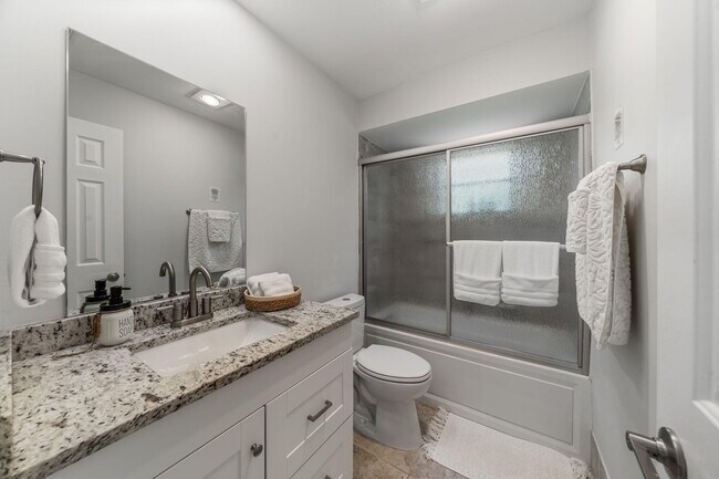 Building Photo - 11371 Torchwood Ct