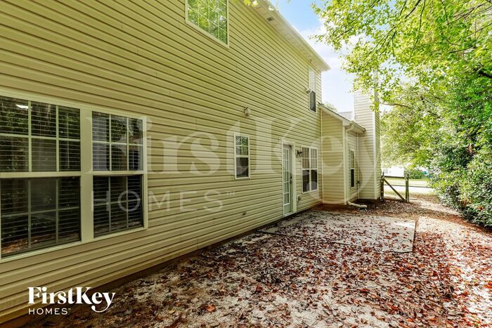 Building Photo - 121 Lake Valley Dr SW