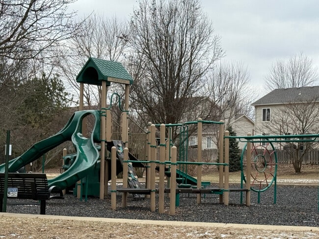 Building Photo - 3736 Munson St