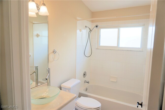 Building Photo - 1546 Weybridge Cir