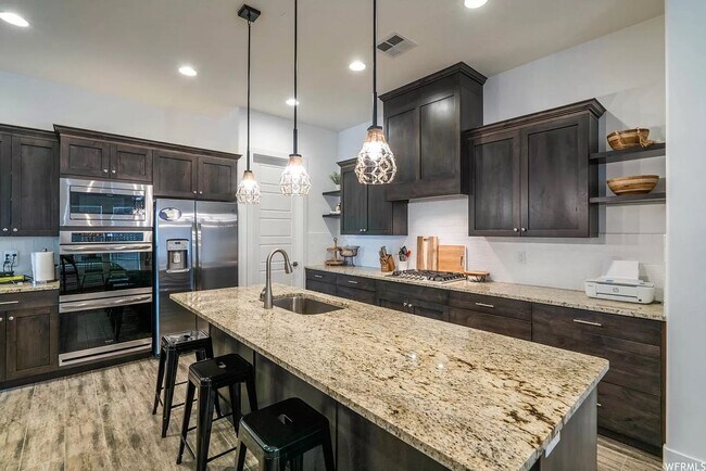 Building Photo - PETS ALLOWED!  Spacious & Modern 3-Bedroom Home for Rent Near Sand Hollow Reservoir